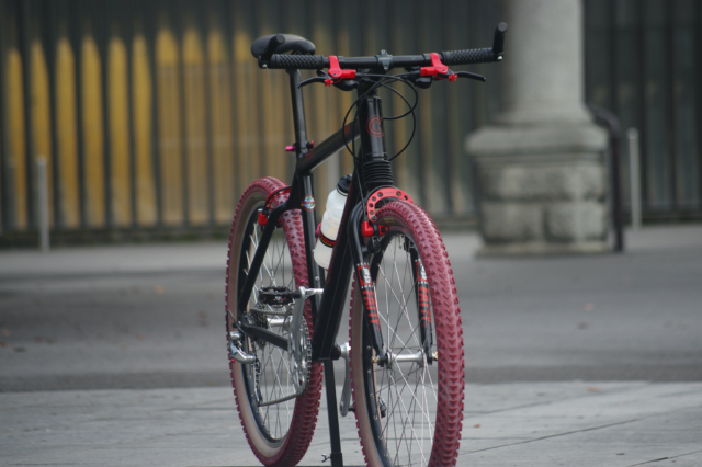 Cannondale F1000 Retro Mountain Bike - Image 6