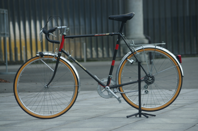 Motobecane T10 Vintage Touring Bike - Image 4