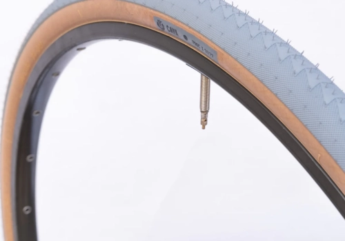 Ultradynamico Cava Race Gravel Tyres 700x33 Amber/Grey